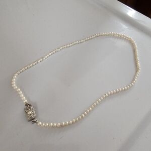 Vintage 1950s Faux Pearl Necklace with Silver Clasp